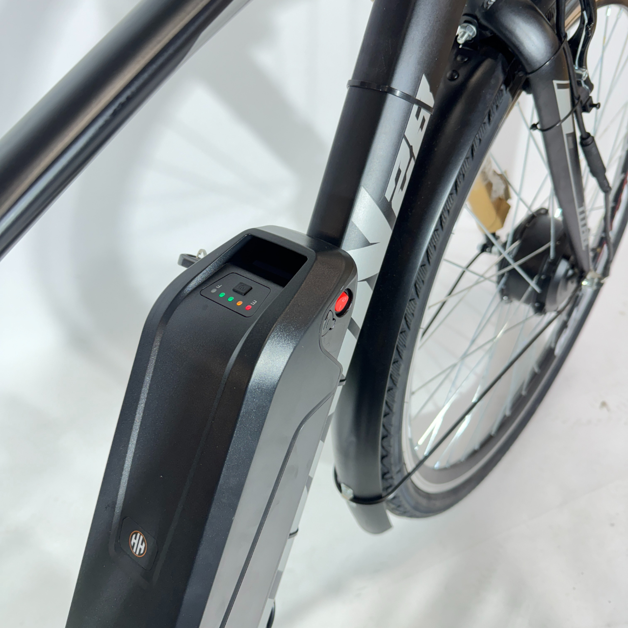 Велосипед з Е-комплектом 28" Turin 2025 48 В 500 Вт 12 Ah/18" до 50 км/зріст 170-185 см/індикаторна ручка Чорно-сірий - фото 8