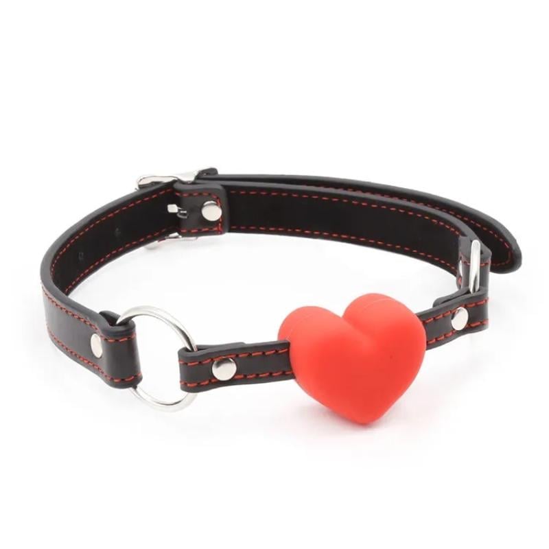 Кляп в форме сердца Silicone Heart Gag Красный (1000062645)