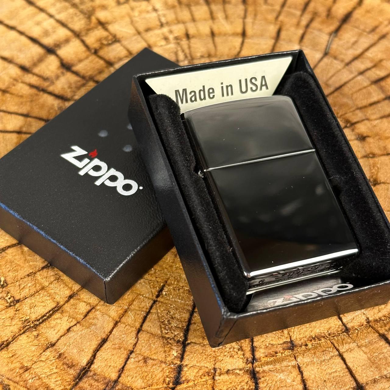 Зажигалка бензиновая ZIPPO Reg High Polish Chrome - фото 4 Зажигалка бензиновая ZIPPO Reg High Polish Chrome - фото 4