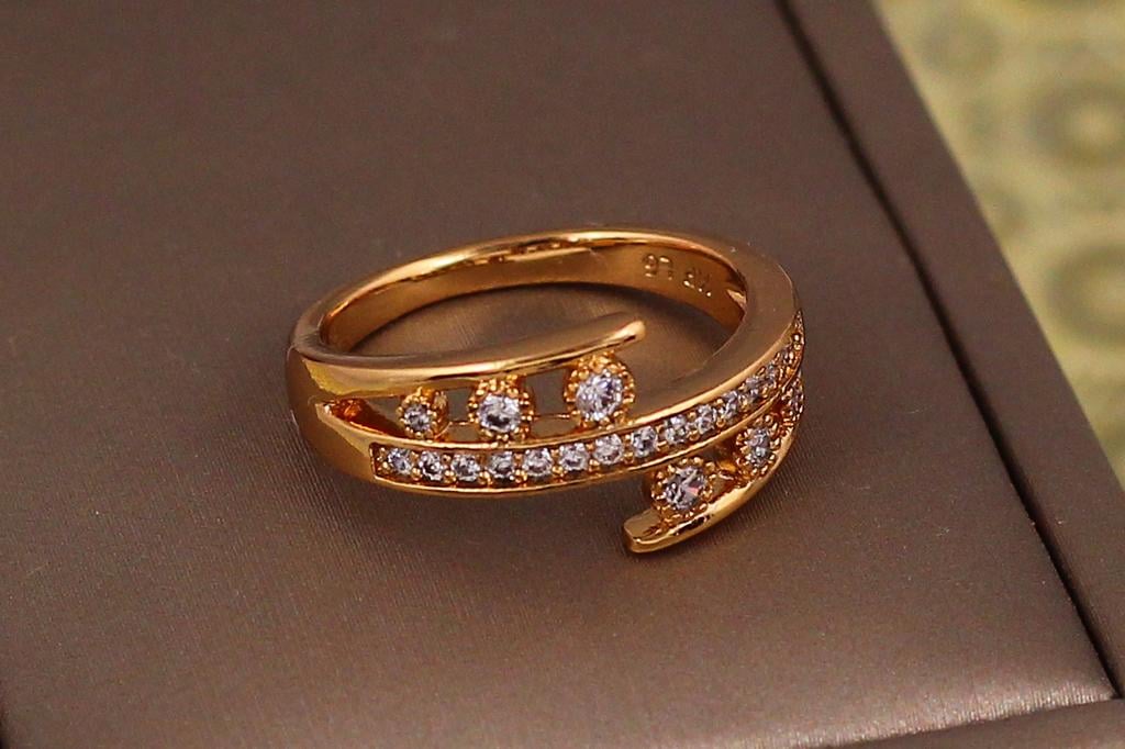 Кольцо Xuping Jewelry Подъем и спуск р. 16 Золотистый