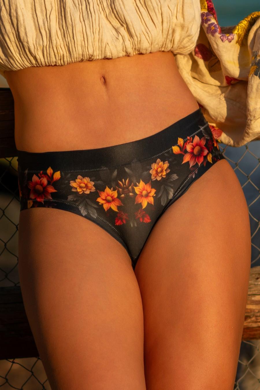 Трусики женские Mememe с лазерной обработкой края слип с ярким принтом S Разноцветный (90264-63424-80)