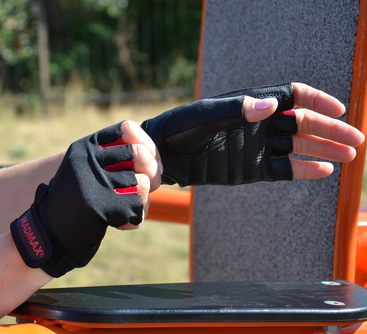 Перчатки для фитнеса MadMax MFG-251 Rainbow XS Rubine Red (A-012633) - фото 10