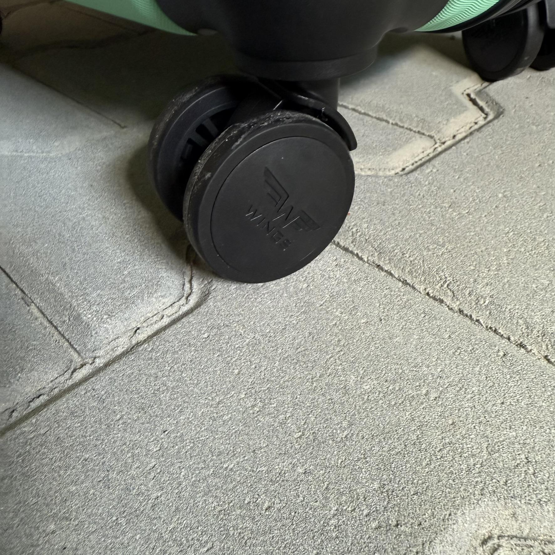 Чемодан Wings PEA01 дорожный М Мятный (26557320) - фото 8