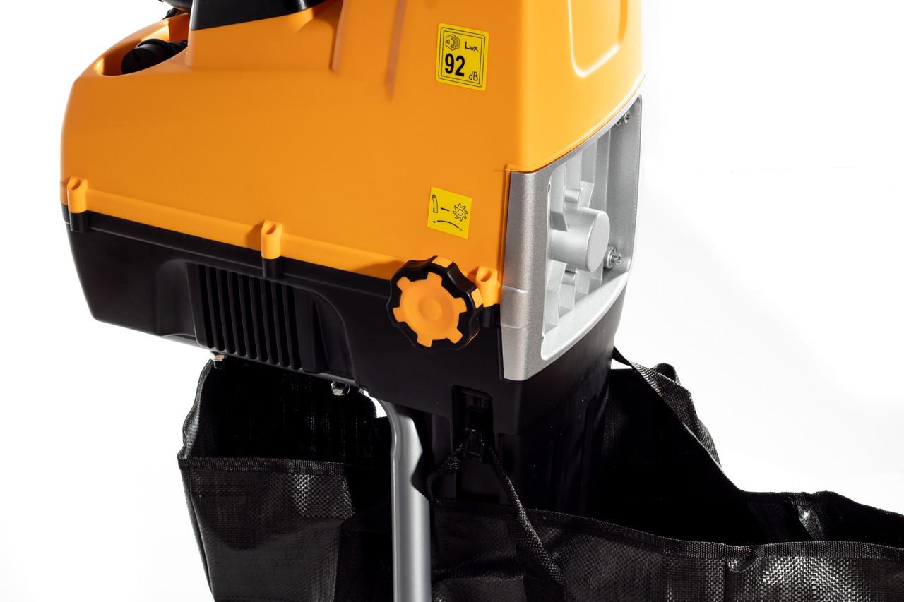 Подрібнювач гілок фрезерний Riwall RES 3044 3000W - фото 6 Подрібнювач гілок фрезерний Riwall RES 3044 3000W - фото 6