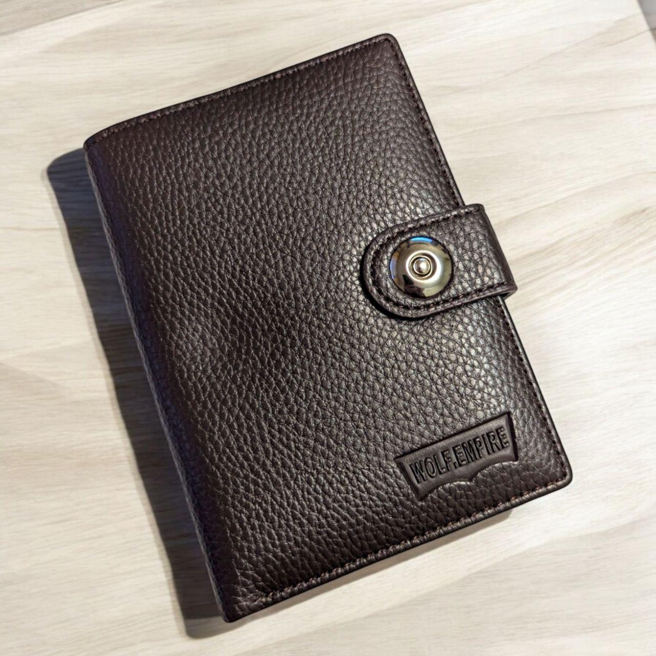 Кошелек мужской вертикальный для документов портмоне на магните 14х10 см Коричневый (302В-46) Кошелек мужской вертикальный для документов портмоне на магните 14х10 см Коричневый (302В-46)