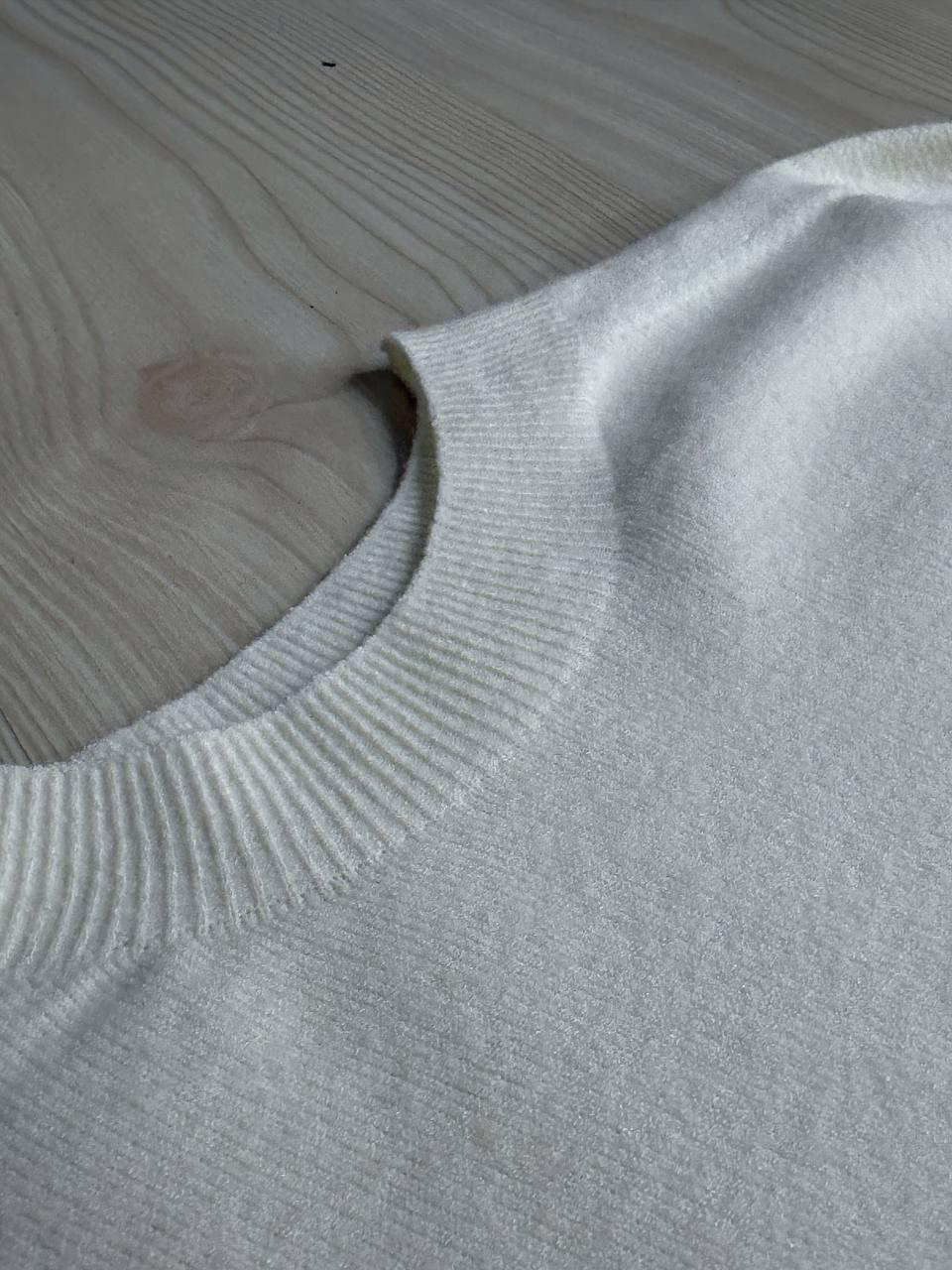 Светр жіночий A-N 2403 водолазка гольф базовий з круглим горлом OS Білий (5713) - фото 2 Светр жіночий A-N 2403 водолазка гольф базовий з круглим горлом OS Білий (5713) - фото 2