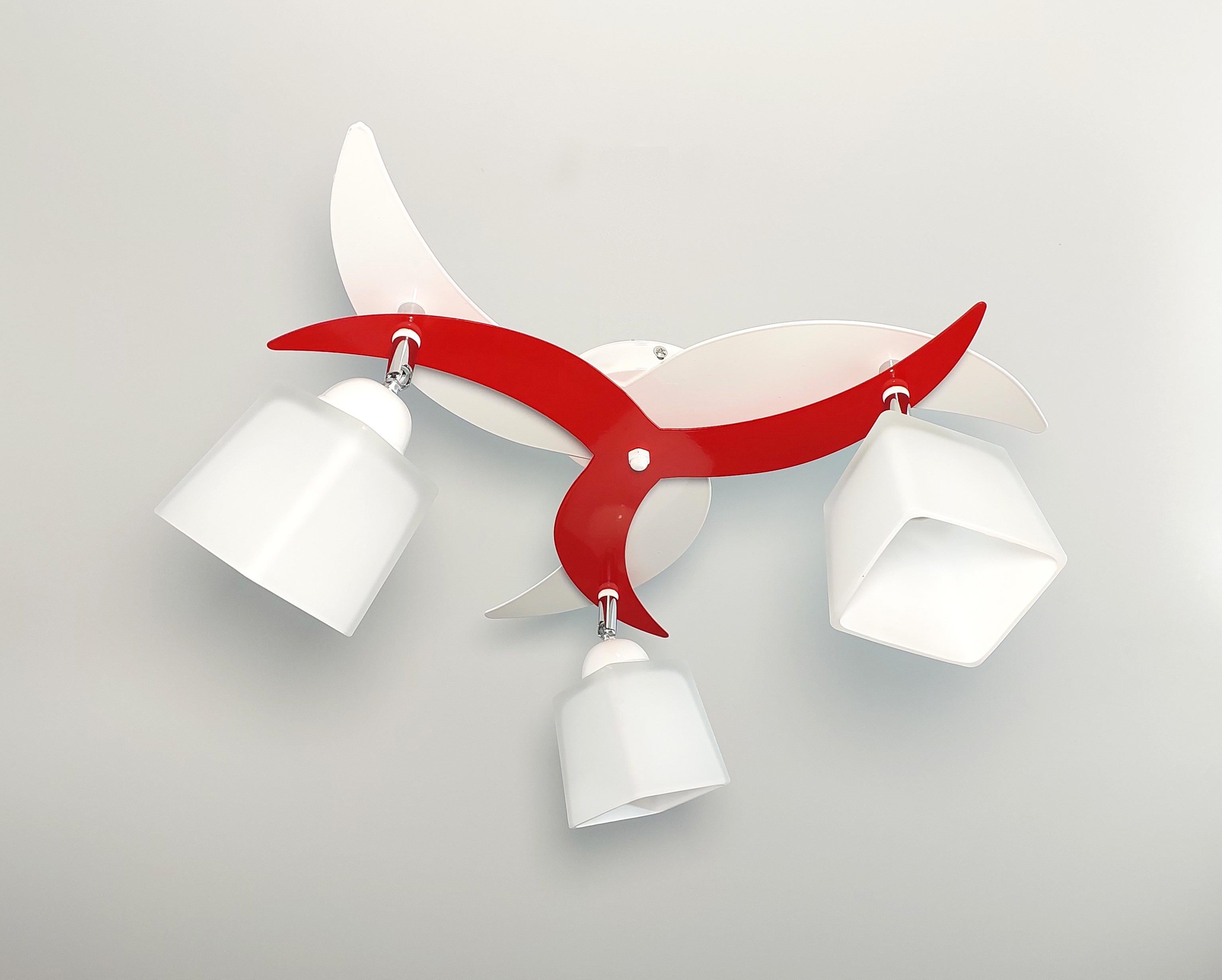 Люстра потолочная 8008/3А на три поворотных плафона Белый/Красный