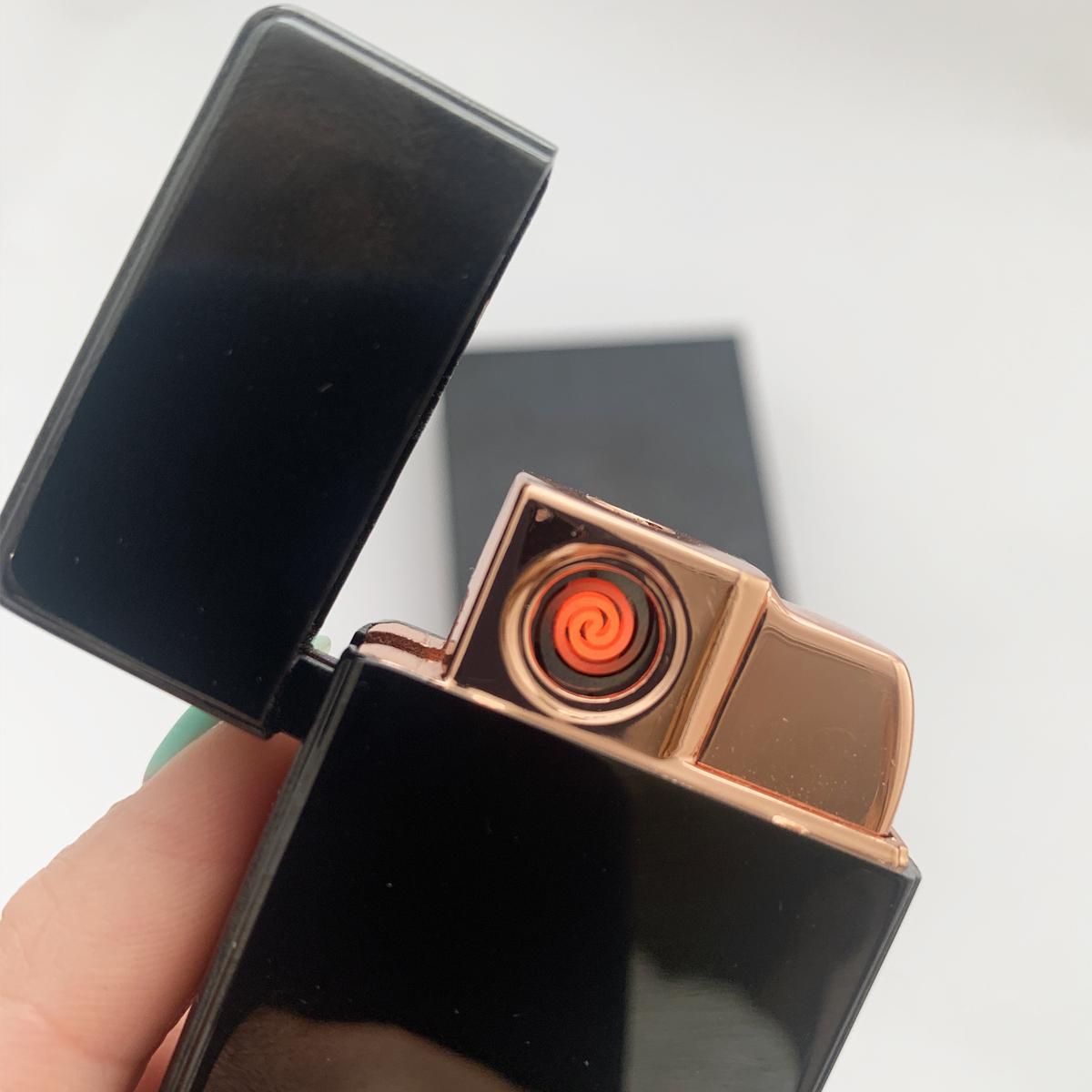 Запальничка 2в1 газ і електро з гравіюванням вашого тексту і газом для дозаправки - фото 5 Запальничка 2в1 газ і електро з гравіюванням вашого тексту і газом для дозаправки - фото 5