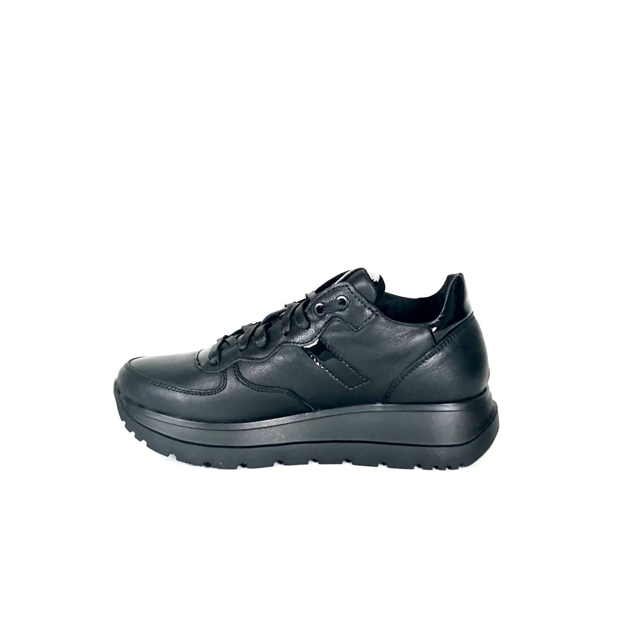 Кроссовки женские NUBE 605-2-4 р.39 Черный (605-2-4 39) - фото 2 Кроссовки женские NUBE 605-2-4 р.39 Черный (605-2-4 39) - фото 2