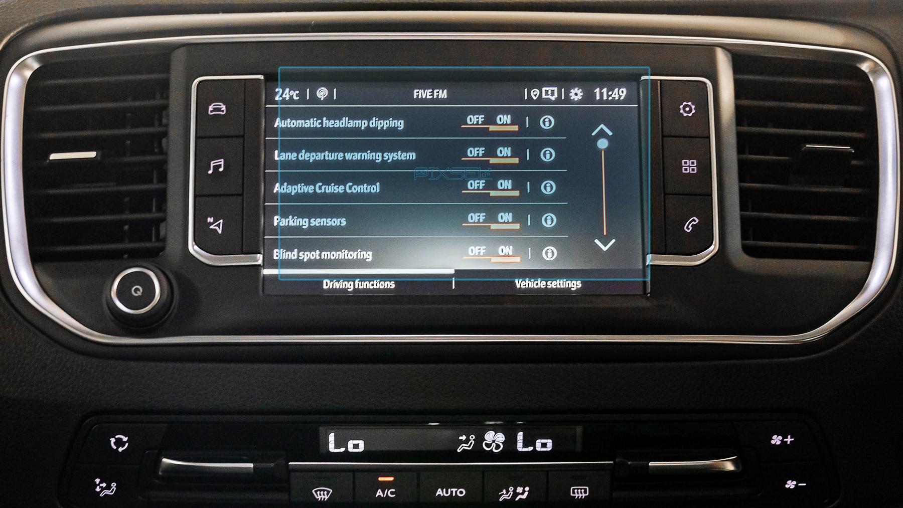 Стекло защитное Pixsel гибридный глянец на монитор Opel ZAFIRA LIFE 6,9“ 2019