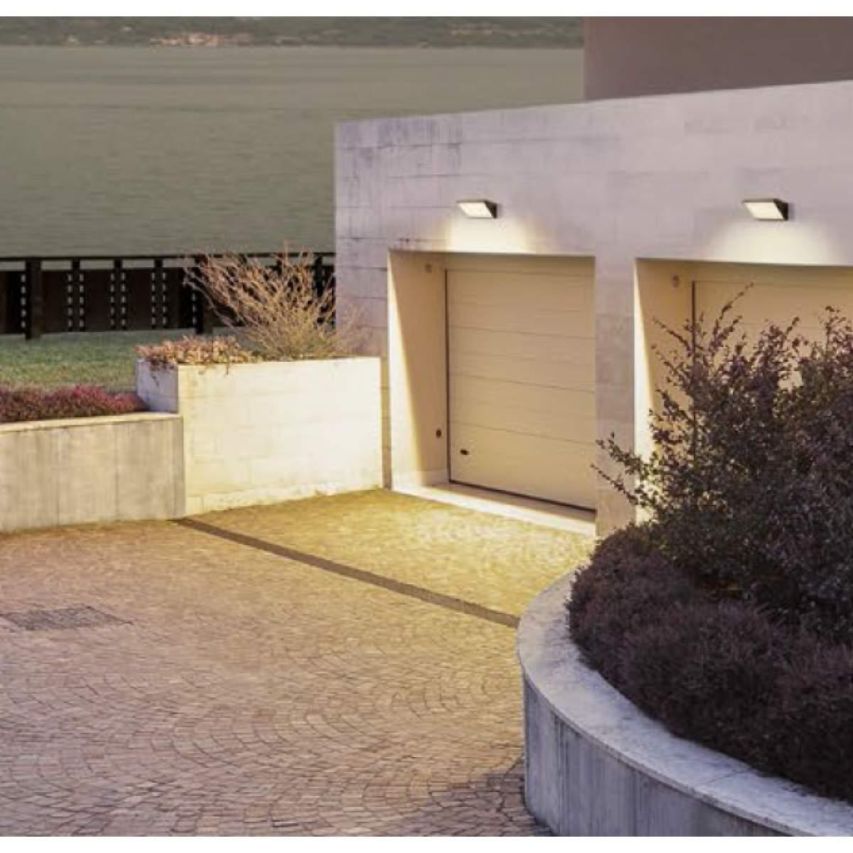 Светильник уличный настенный Redo 90159 Mako - фото 2 Светильник уличный настенный Redo 90159 Mako - фото 2