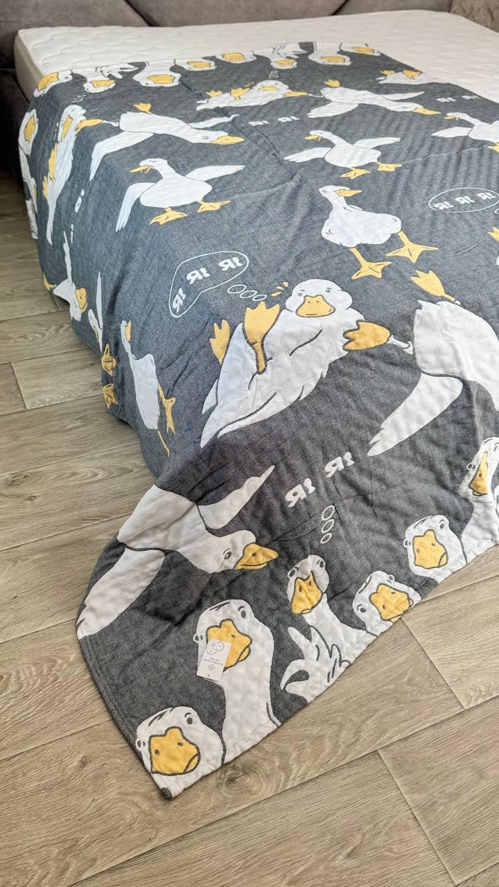 Покрывало муслиновое с гусиным полуторным принтом 150х200 см Серый (Д-mur-gus-001)