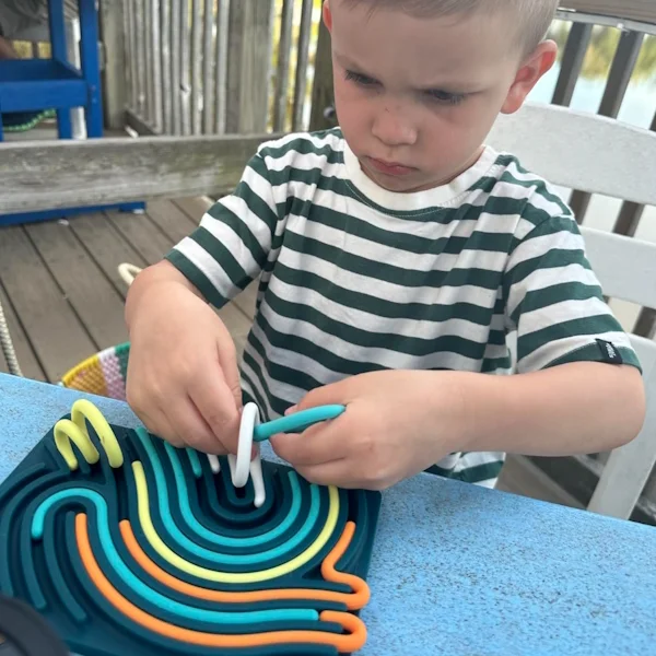 Доска-антистресс, которая развивает воображение и тренирует мелкую моторику (C01257) - фото 3 Доска-антистресс, которая развивает воображение и тренирует мелкую моторику (C01257) - фото 3