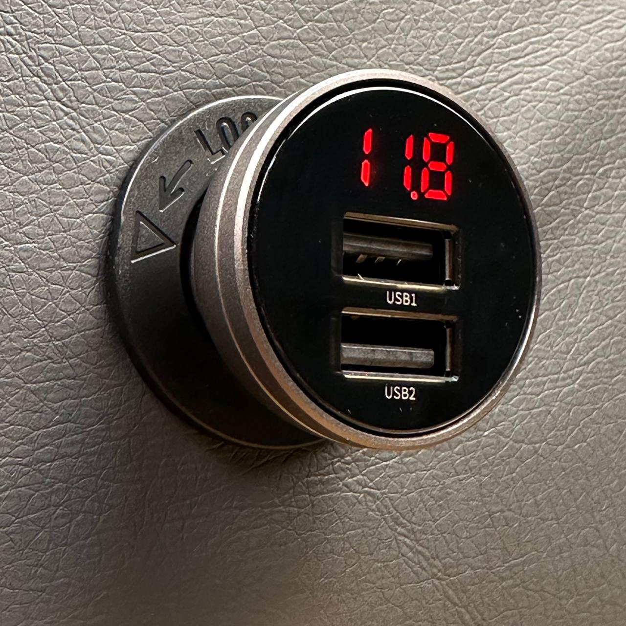 Быстрая зарядка в прикуриватель BASEUS с вольтметром на 2 USB 48А 24W - фото 2 Быстрая зарядка в прикуриватель BASEUS с вольтметром на 2 USB 48А 24W - фото 2