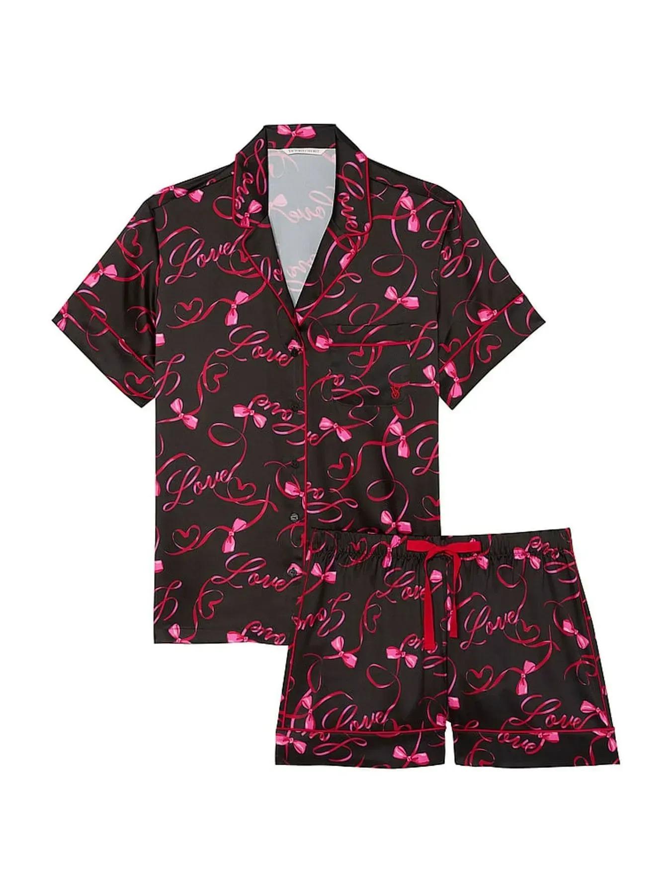 Піжама сатинова сорочка/шорти Victoria's Secret Glazed Satin Short Pajama Set S Чорний (26989138) - фото 3 Піжама сатинова сорочка/шорти Victoria's Secret Glazed Satin Short Pajama Set S Чорний (26989138) - фото 3