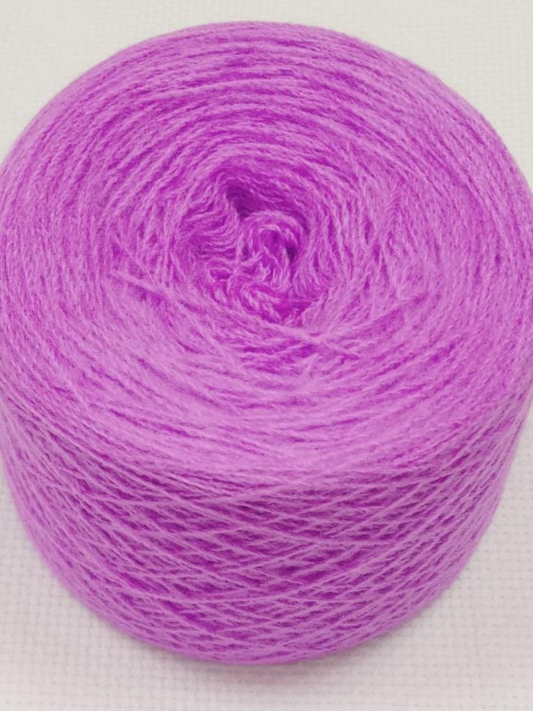 Нитки акрилові для вишивки 50 г Бузковий яскравий 333 - фото 1 Нитки акрилові для вишивки 50 г Бузковий яскравий 333 - фото 1