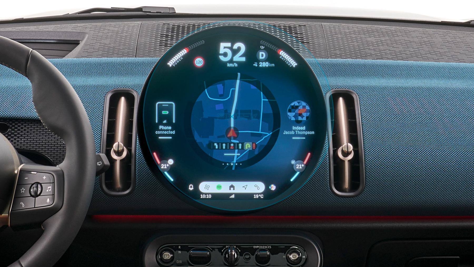 Стекло защитное Pixsel гибридный глянец на монитор Mini Countryman 14,1“ 2024