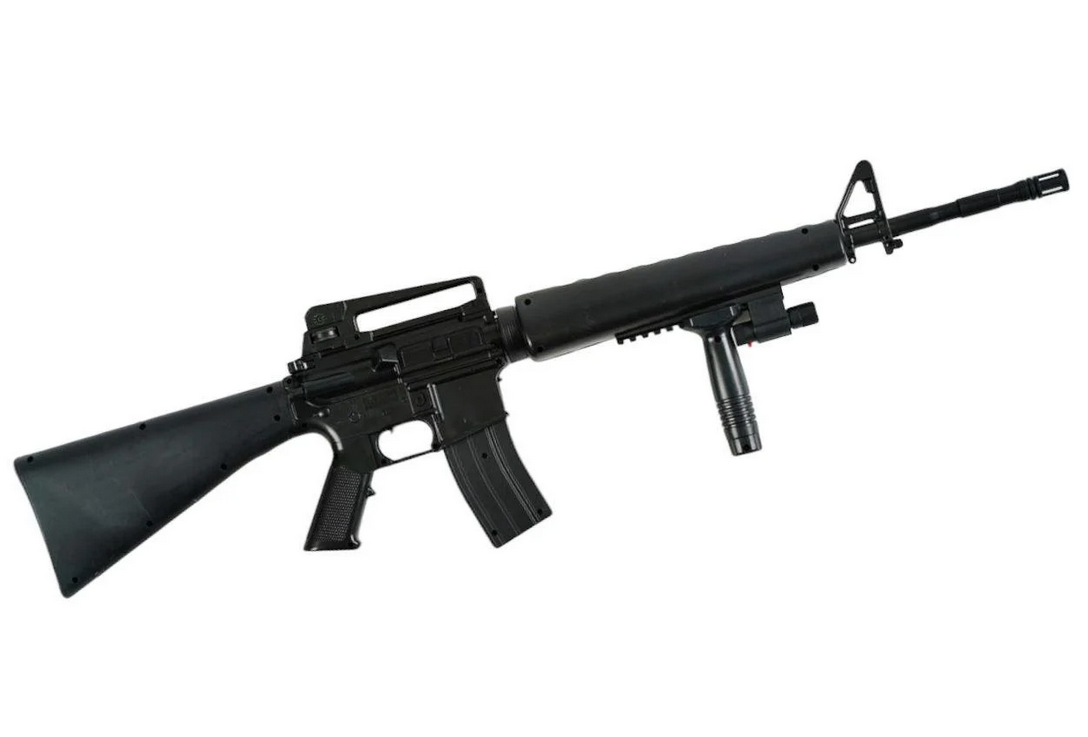 Автомат с лазерным прицелом/съемным магазином и глушителем (127720)