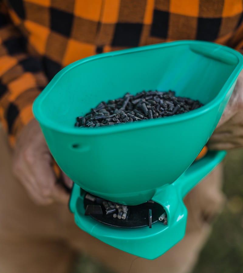 Садовая ручная ротационная сеялка Greenmill 1,5 л (400027) - фото 4 Садовая ручная ротационная сеялка Greenmill 1,5 л (400027) - фото 4