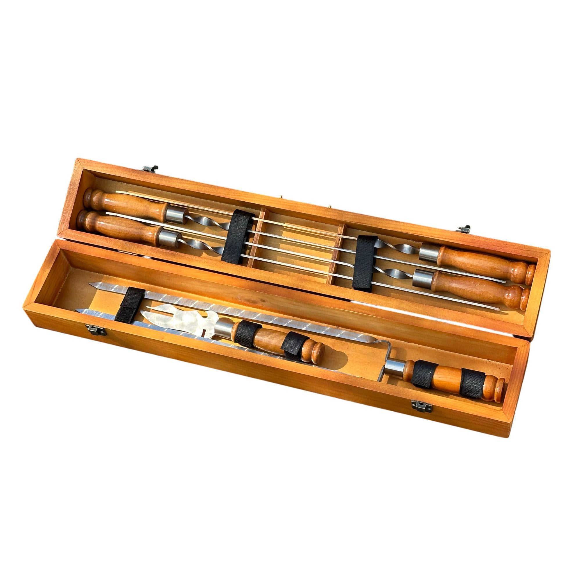 Подарочный набор шампуров в деревянном кейсе Mzavod ШашлыКейс светлый 6 предметов с дубовыми ручками Коричневый (147-17-1190110000805)