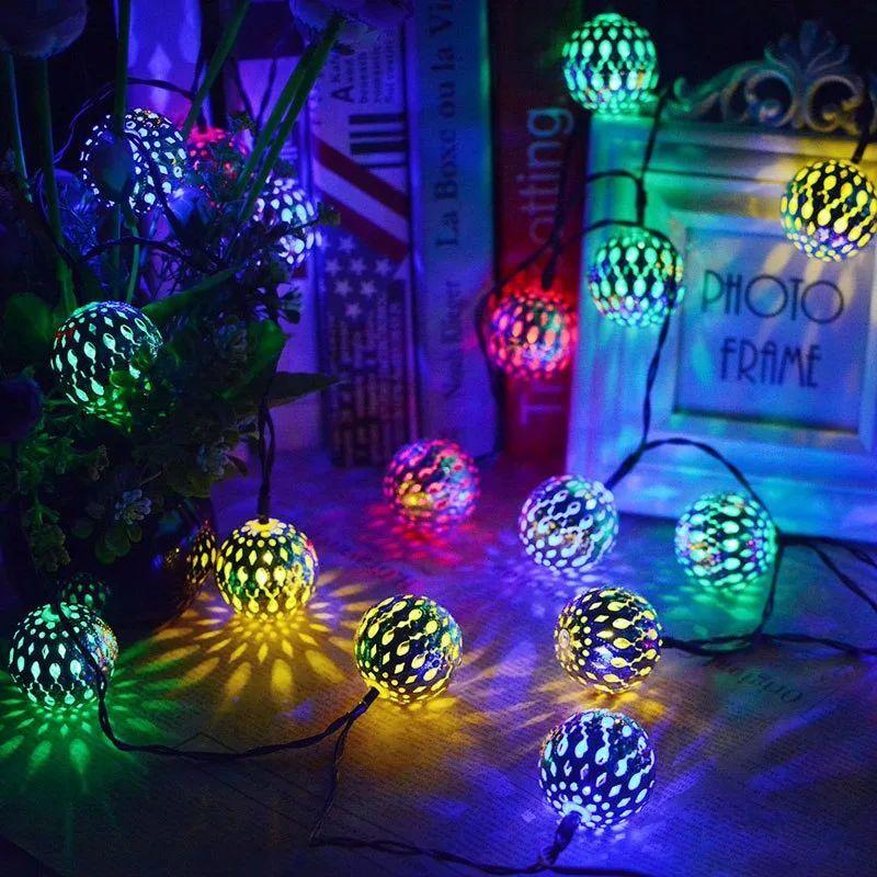 Гірлянда світлодіодна ниткоподібна з металевими кульками 4 м 20 Led Різнокольоровий (3ad575f8)