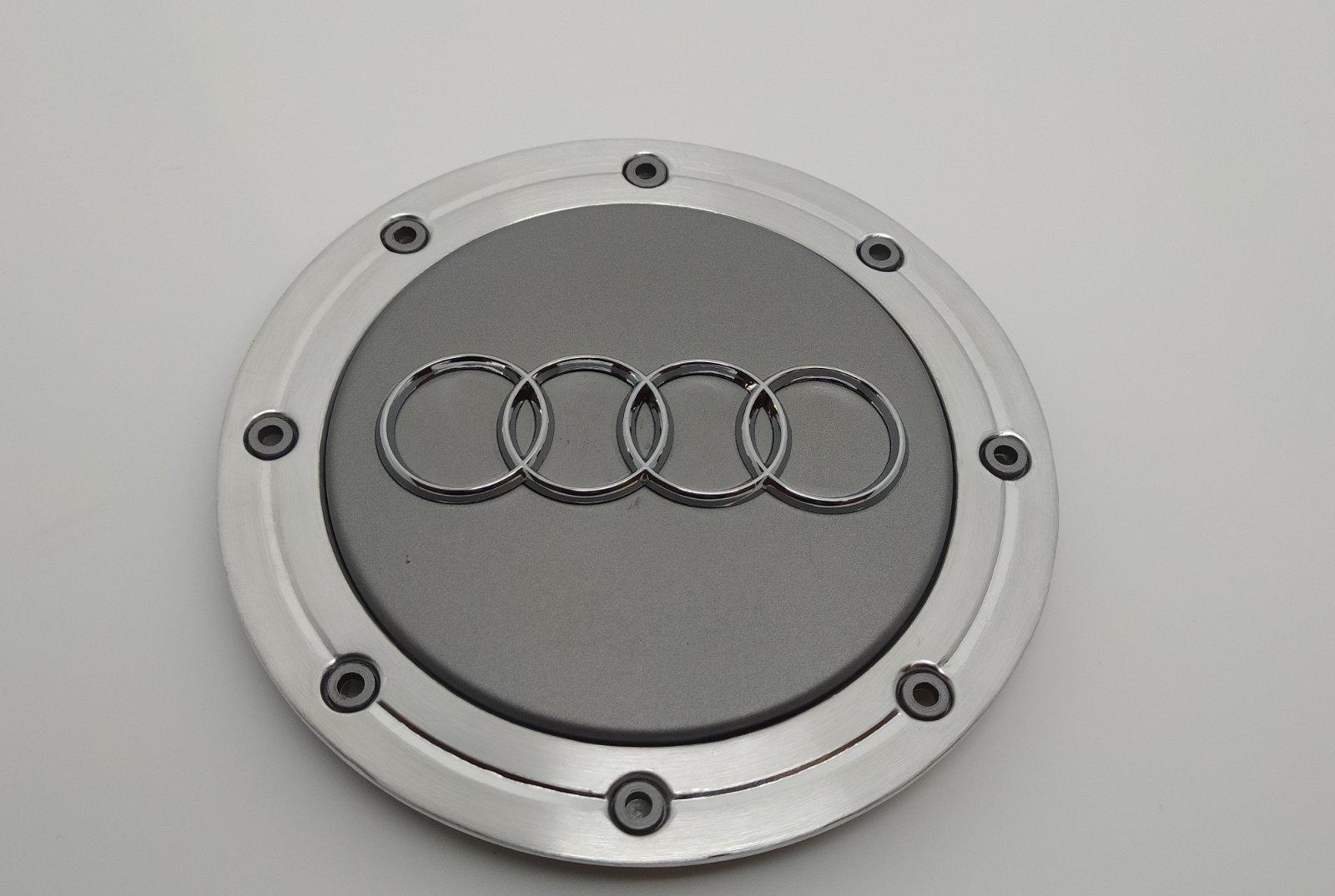 Колпак на литые диски Audi 4B0 601 165 A