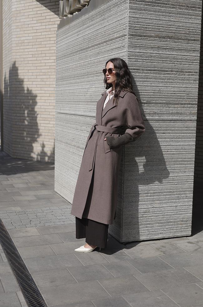 Пальто Lipar с вязаными рукавами р. 50 Мокко (6314) - фото 4 Пальто Lipar с вязаными рукавами р. 50 Мокко (6314) - фото 4