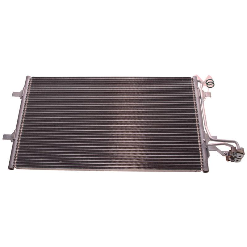 Радіатор кондиціонера Volvo V50 04- SATO TECH C12261 (C12261)