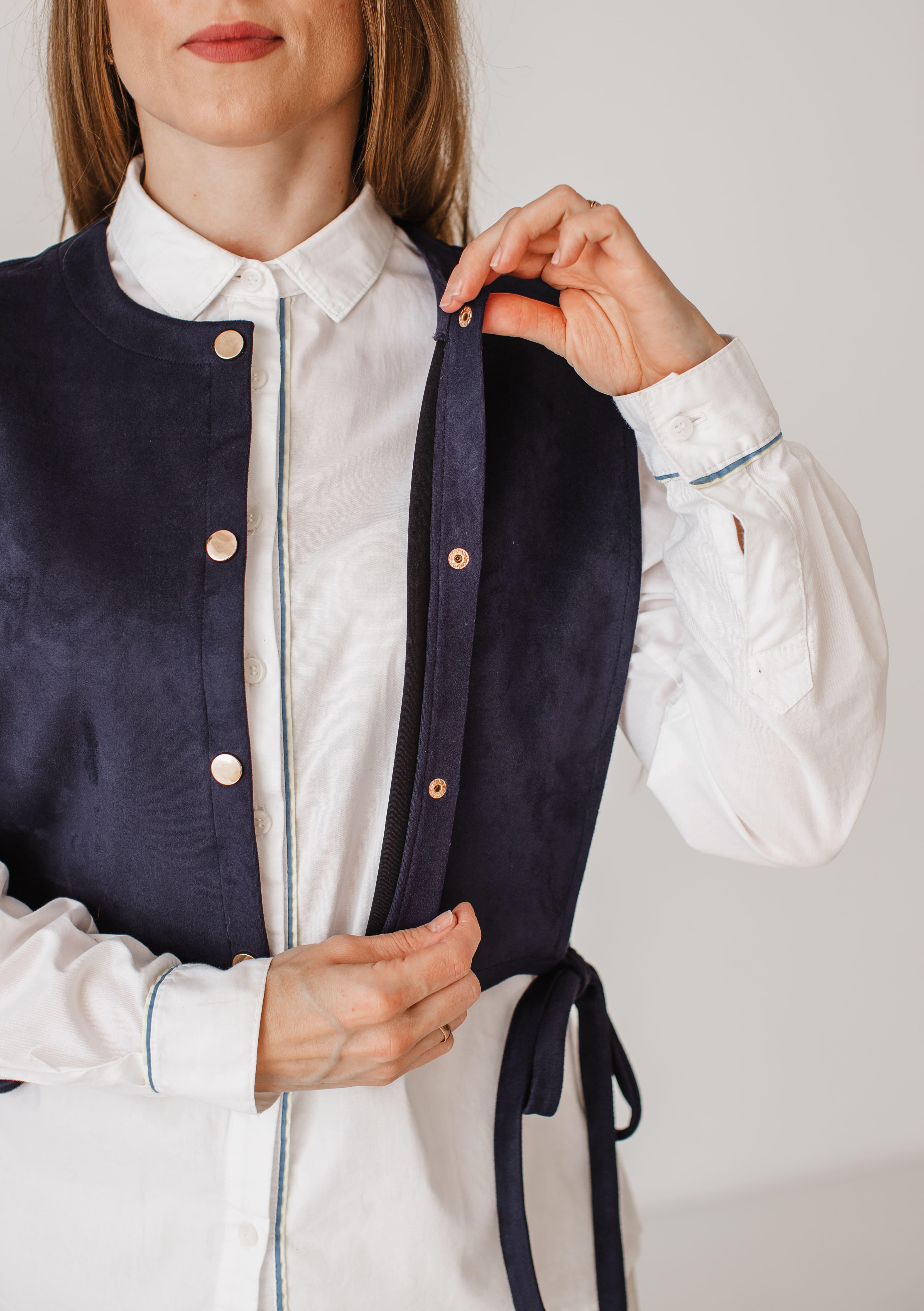 Жилет жіночий VSlatinina замшевий на кнопках S Темно-синій (01234567829) - фото 10 Жилет жіночий VSlatinina замшевий на кнопках S Темно-синій (01234567829) - фото 10