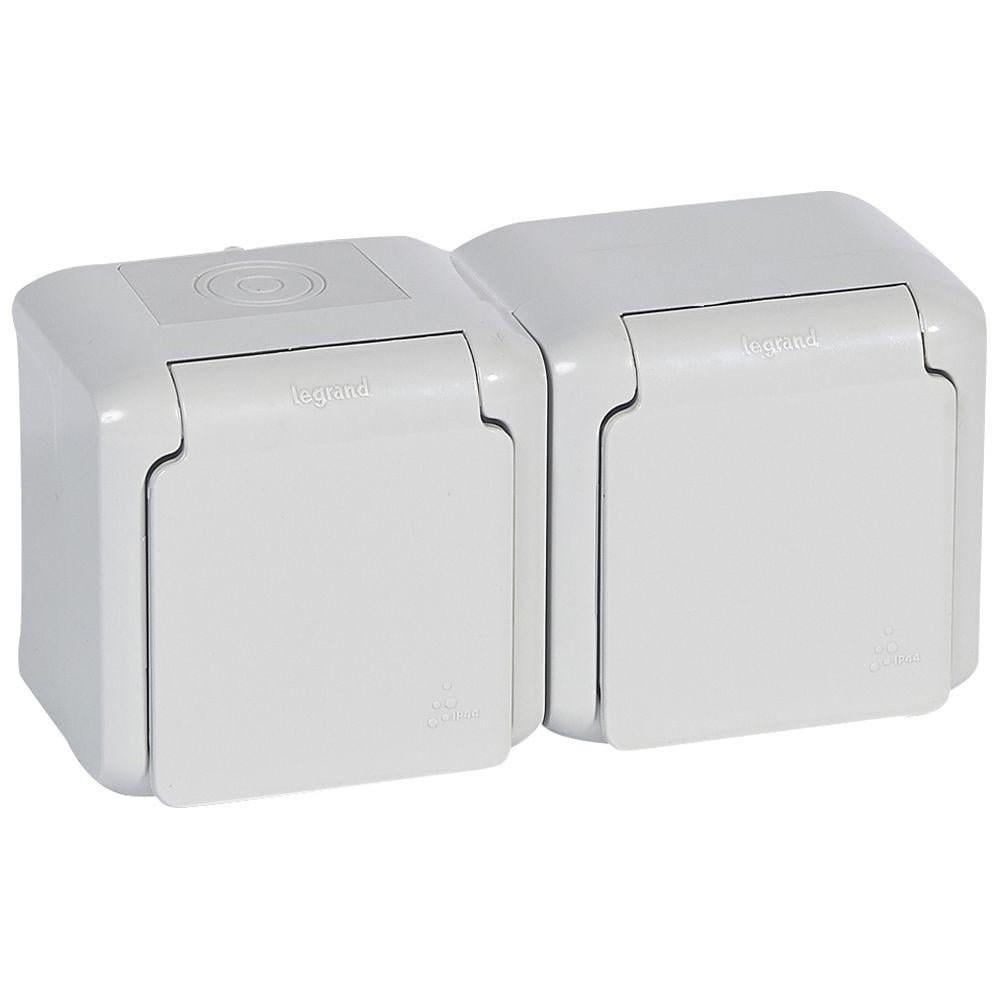 Розетка Legrand Forix 2x2к+3 со шторками IP44 Серый (782394)