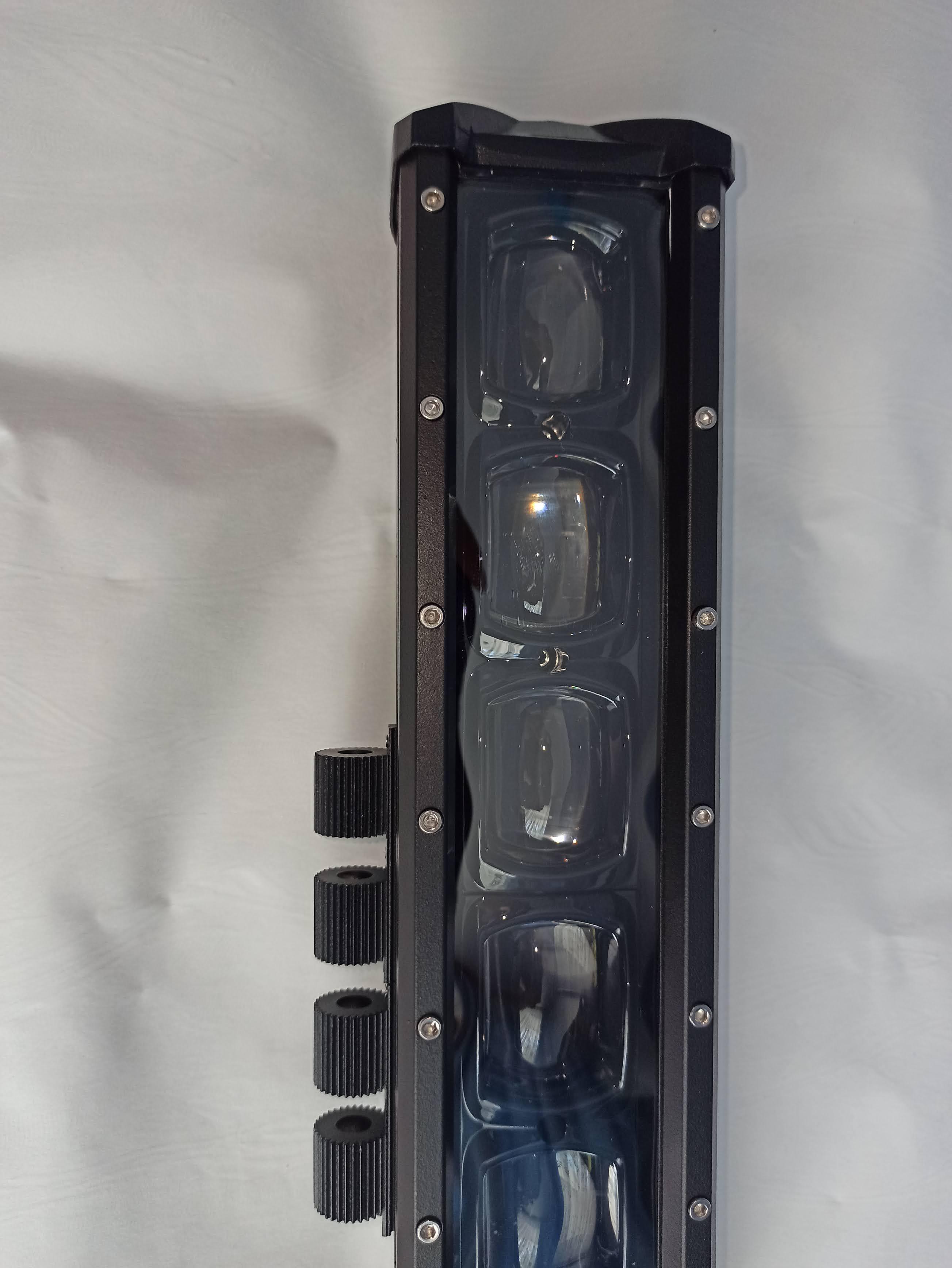 Світлодіодна LED балка Cree 9D 28" 701х75х80 мм - фото 6 Світлодіодна LED балка Cree 9D 28" 701х75х80 мм - фото 6