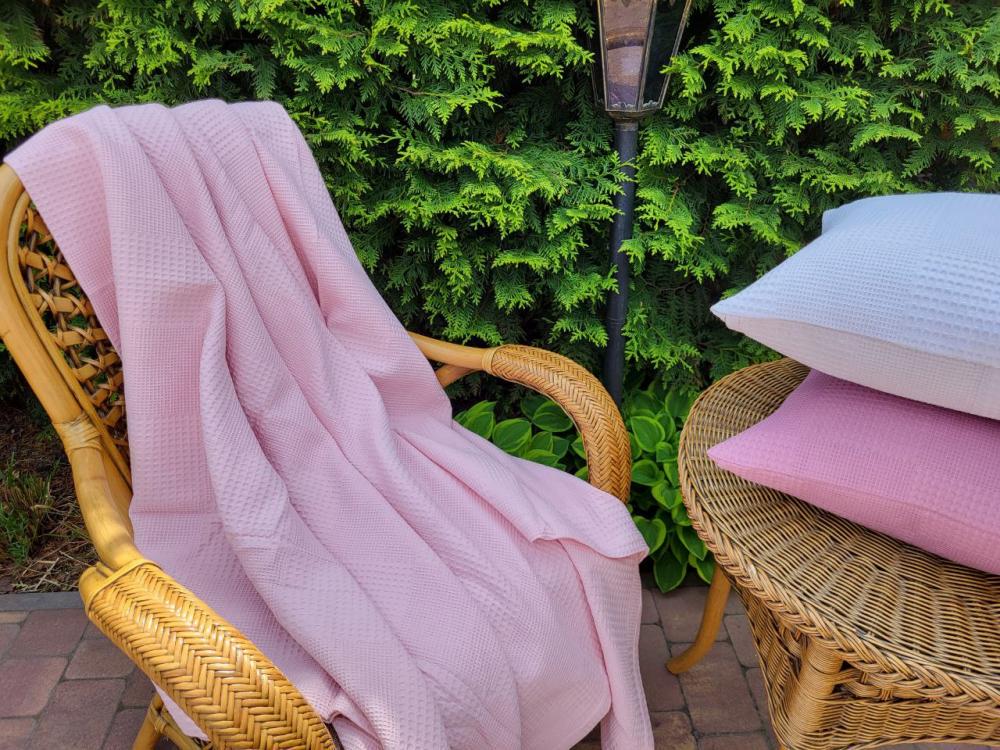 Покрывало Пике Вафелька 140x220 см Светло-розовый (11210) - фото 2 Покрывало Пике Вафелька 140x220 см Светло-розовый (11210) - фото 2