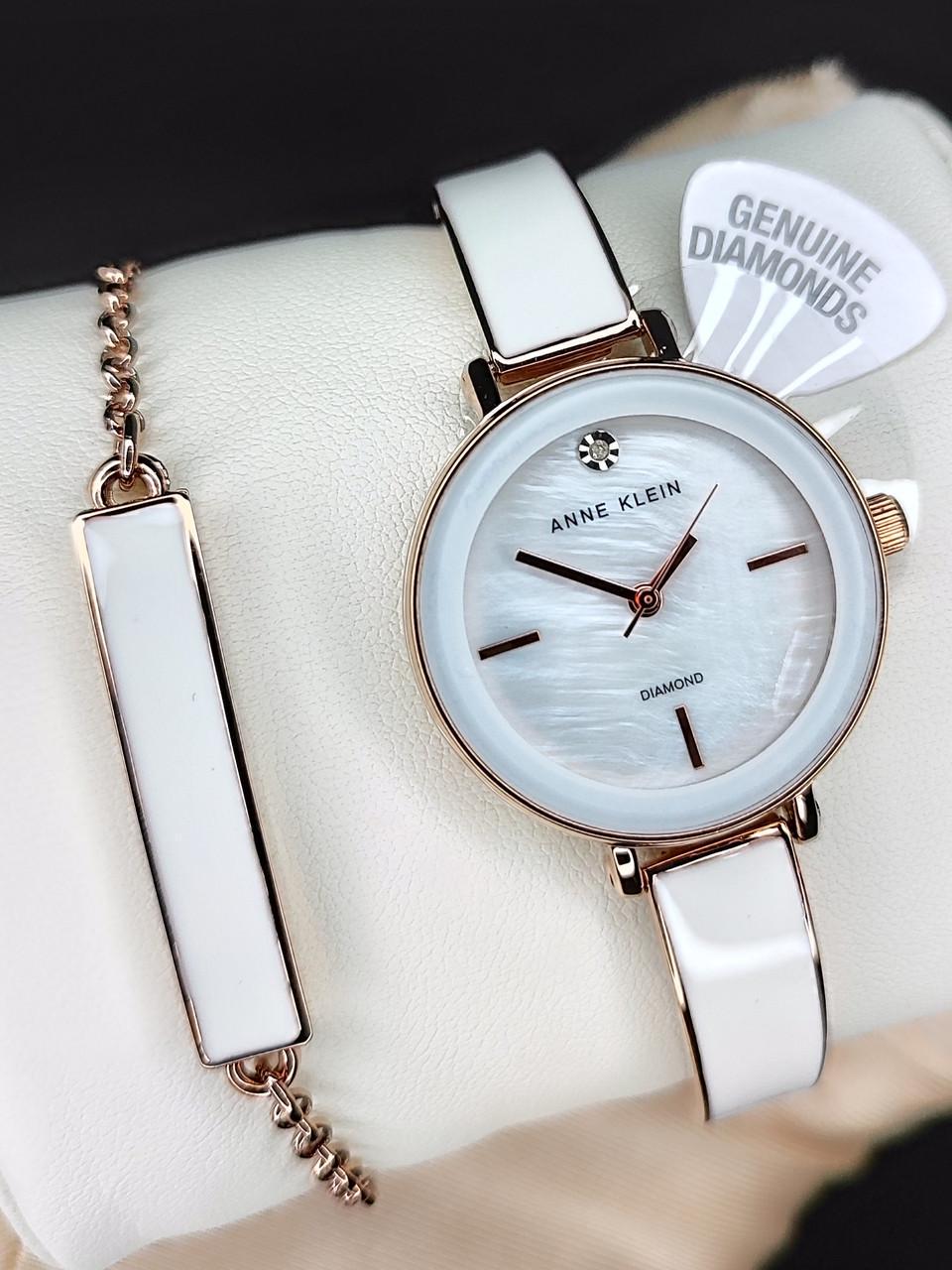 Наручные часы женские Anne Klein AK/3620WTST с белым циферблатом и стальным браслетом Наручные часы женские Anne Klein AK/3620WTST с белым циферблатом и стальным браслетом