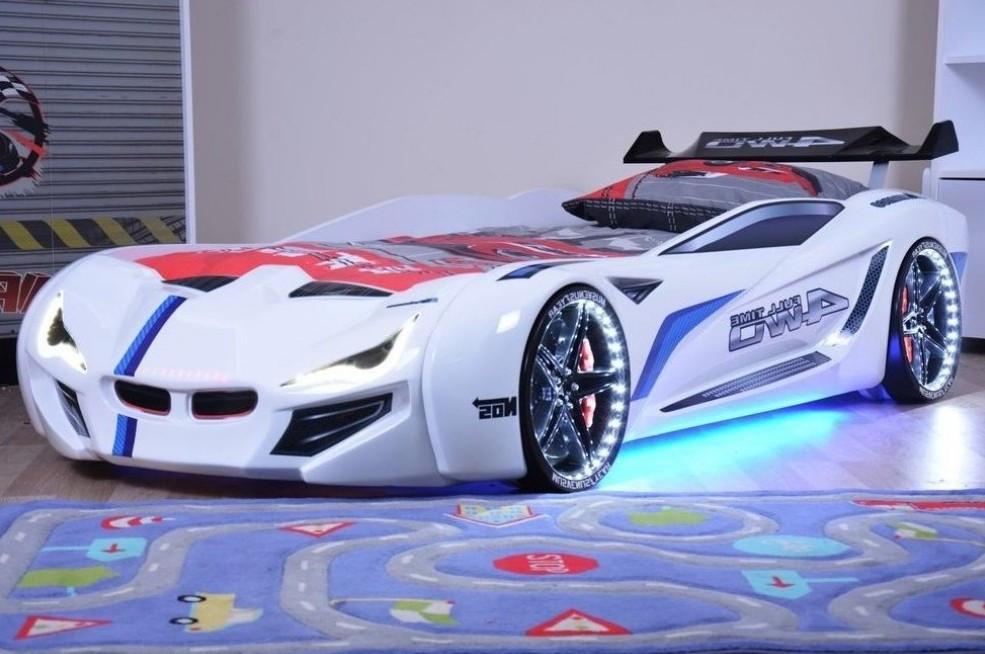 Кровать-машина Super Car R8 с подсветкой и звуковыми эффектами/пульт ДУ Белый Кровать-машина Super Car R8 с подсветкой и звуковыми эффектами/пульт ДУ Белый