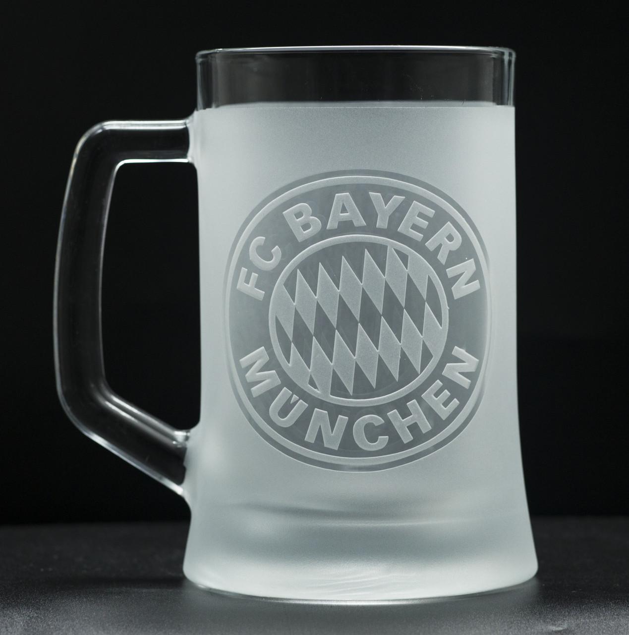 Подарочный бокал для пива с гравировкой ФК Бавария 670 мл (1947176992)