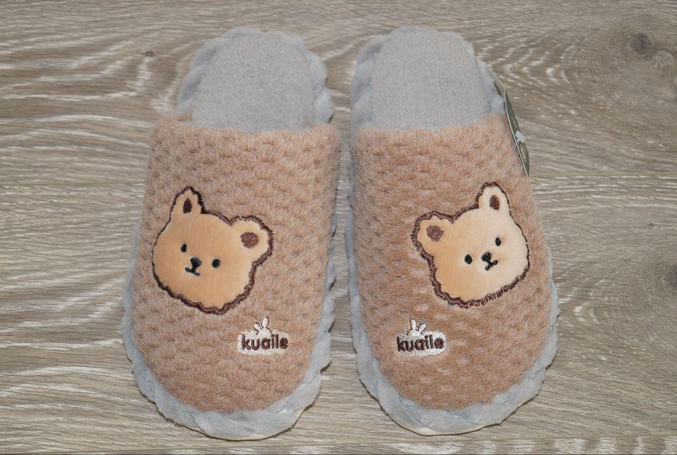 Тапочки комнатные Acorus р. 32/33 21 см Коричневый (30982-3233) Тапочки комнатные Acorus р. 32/33 21 см Коричневый (30982-3233)