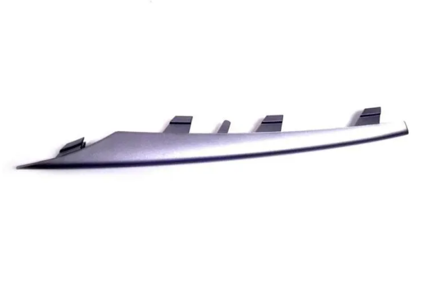 Молдинг решетки бампера BMW X5 E70 10-13 левый Серый металлик (181418923)