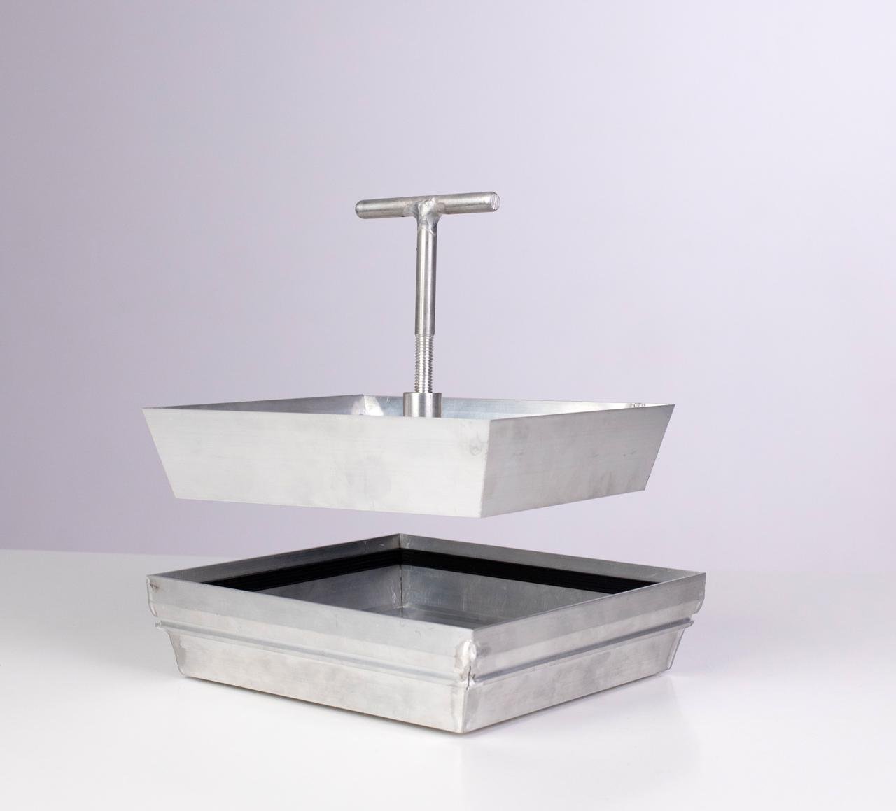 Люк ревизионный напольный алюминиевый облегченный 40х40 см (27882720)