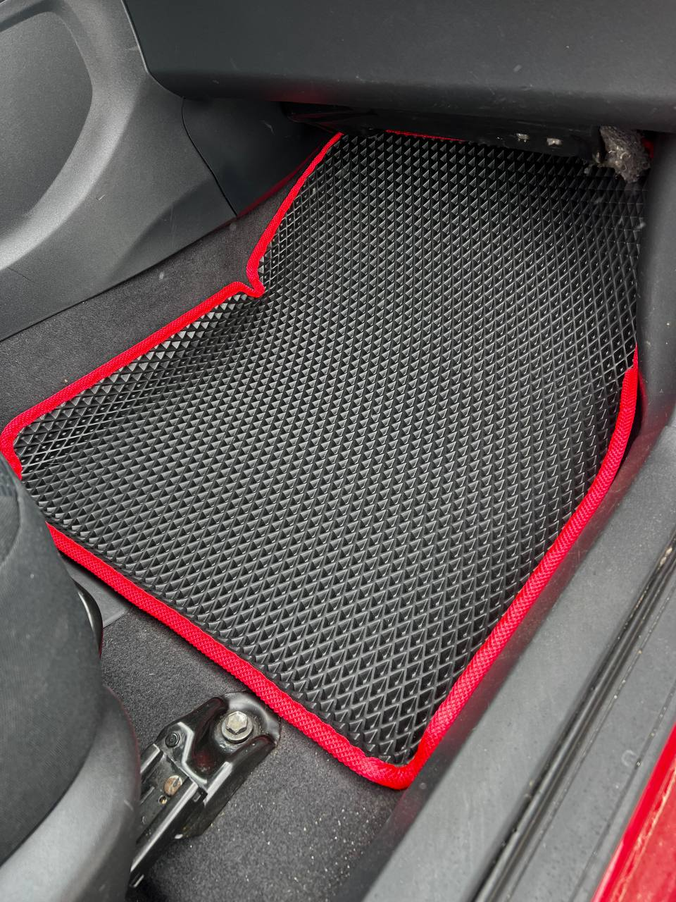 Килимки з бортиками EVA в салон з 3Д лапою для Toyota Auris 2007-2013 рр. (2577110978)