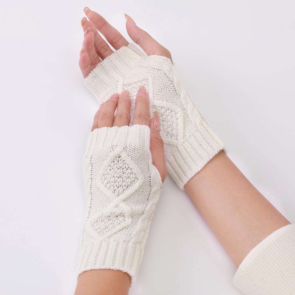 Мітенки в'язані з ромбами One size Молочний (2420) - фото 2 Мітенки в'язані з ромбами One size Молочний (2420) - фото 2