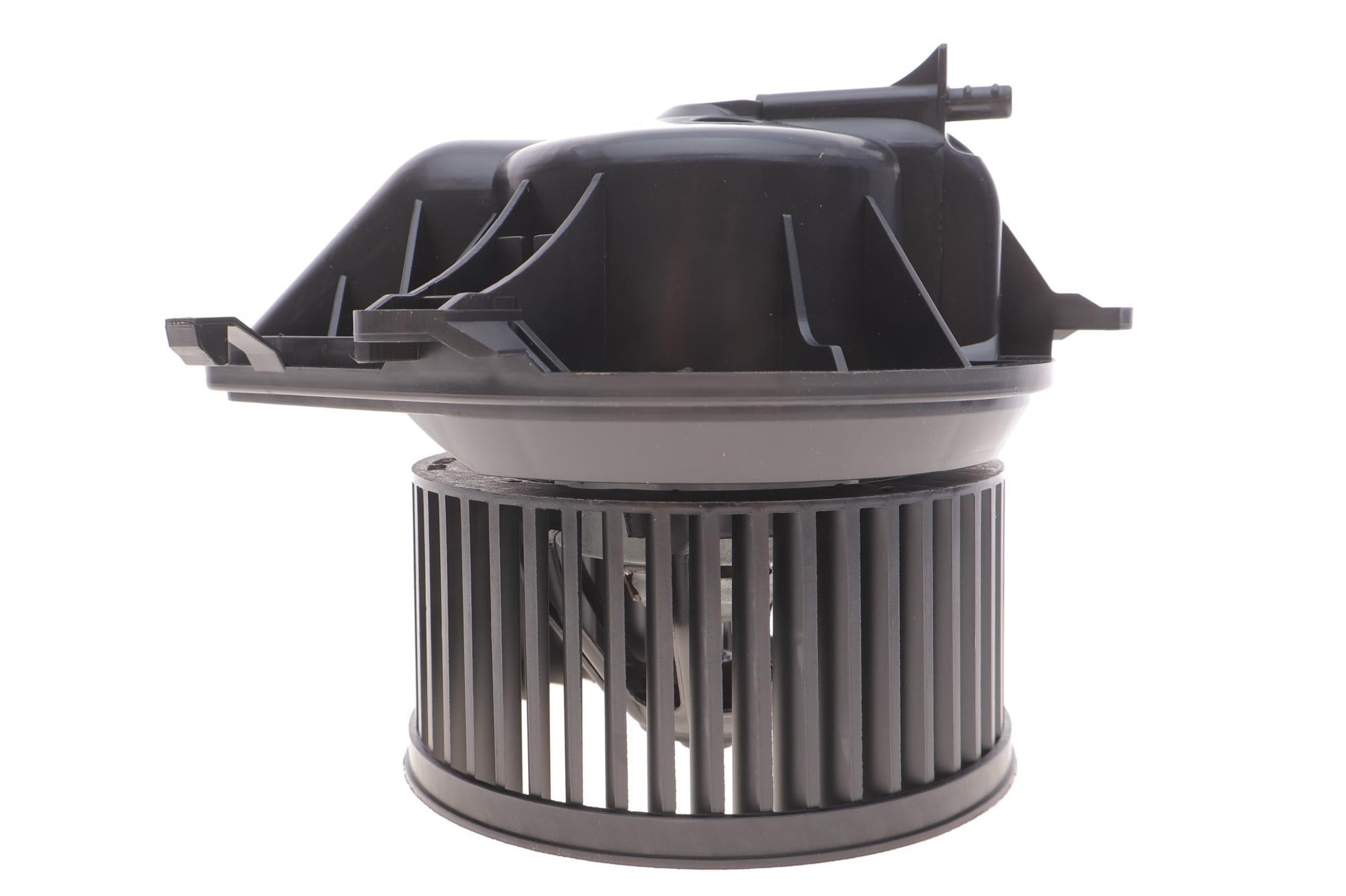 Моторчик пічки NRF Citroen Berlingo/Peugeot Partner 96-15 34019