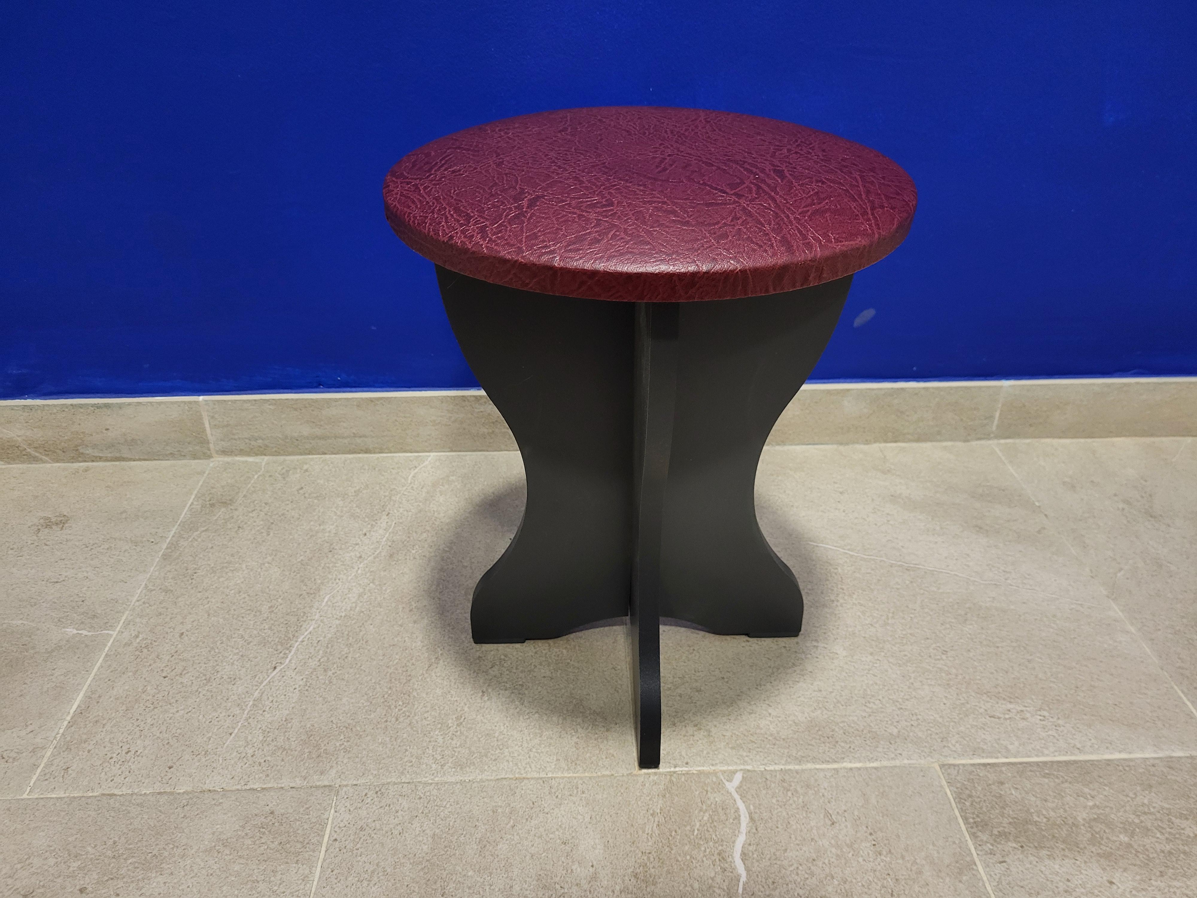 Табурет круглый Боярин ДСП/экокожа 35х35х42 см Антрацит/Бордо (T-A-EBR)