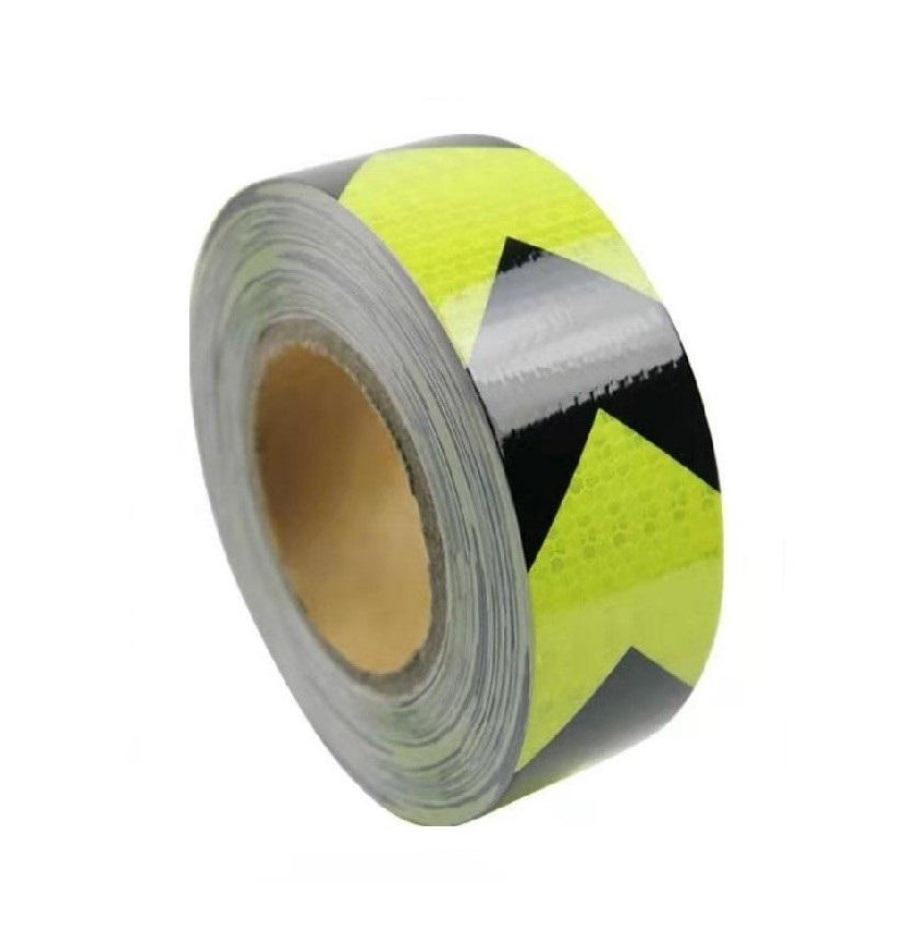 Светоотражающая самоклеющаяся лента 5 см Салатовый с черной стрелкой (1886914317)