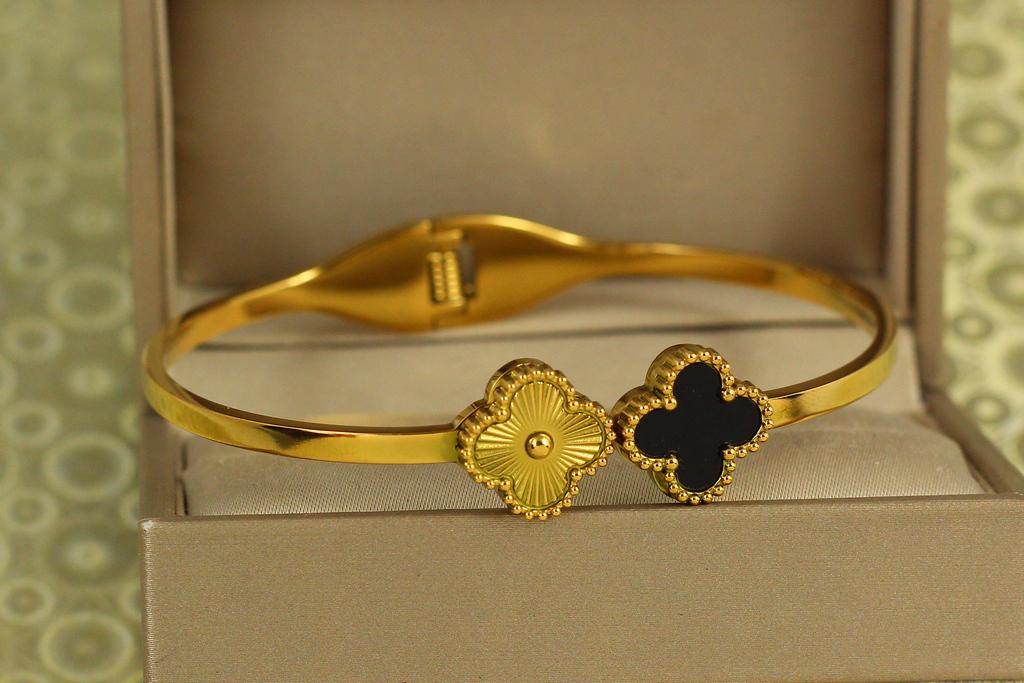 Браслет бенгл Xuping Jewelry жесткий Sun&Night 60 мм на руку от 17 до 19 см Лимонный