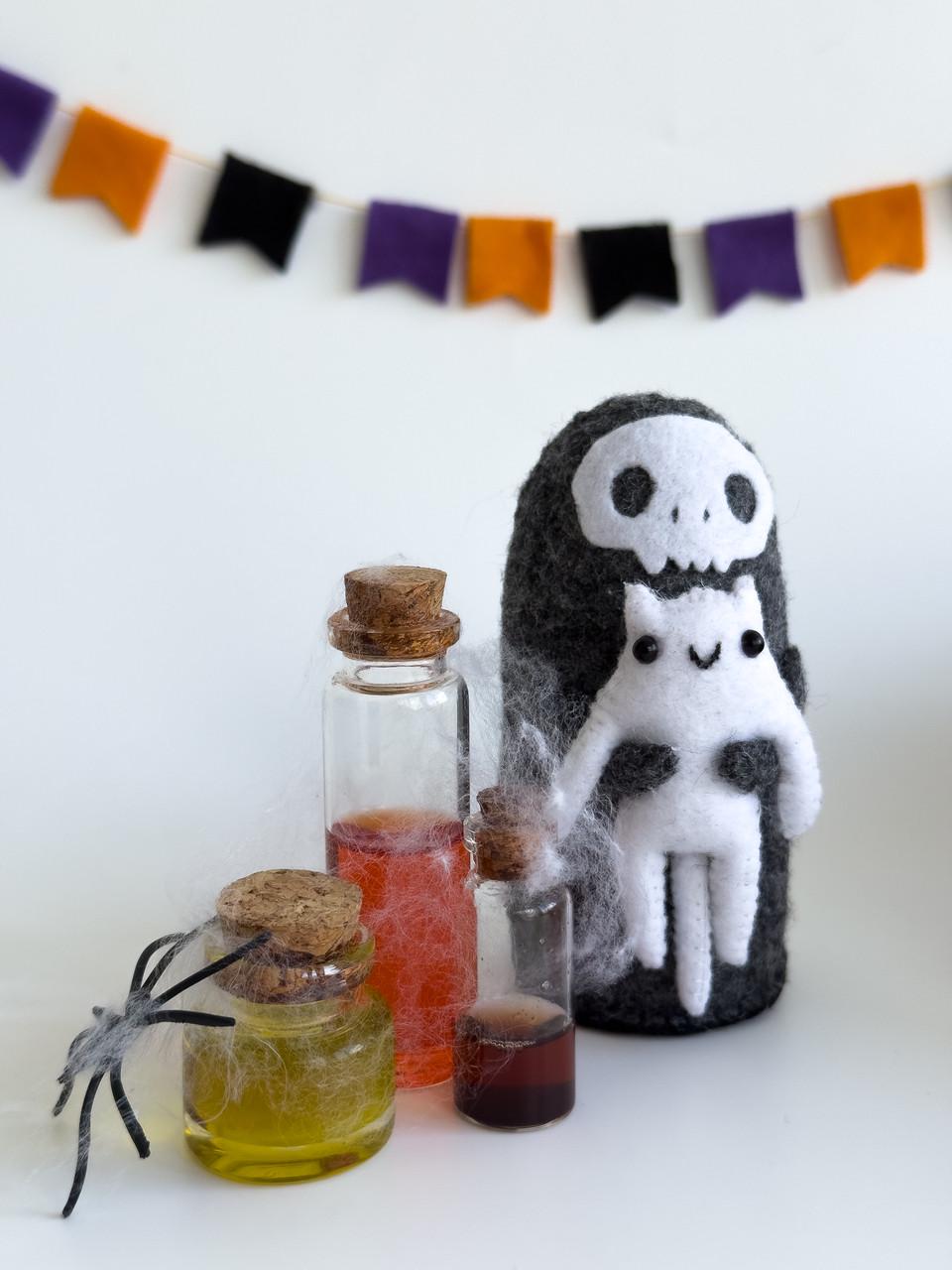 Игрушка фетровая Жнец с котом (29528518) - фото 8 Игрушка фетровая Жнец с котом (29528518) - фото 8