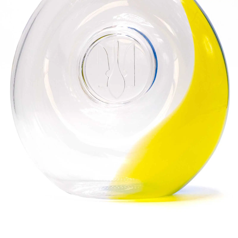 Декантер для вина Riedel Ukraine limited edition 1210 мл (2009/05RUS) - фото 4 Декантер для вина Riedel Ukraine limited edition 1210 мл (2009/05RUS) - фото 4