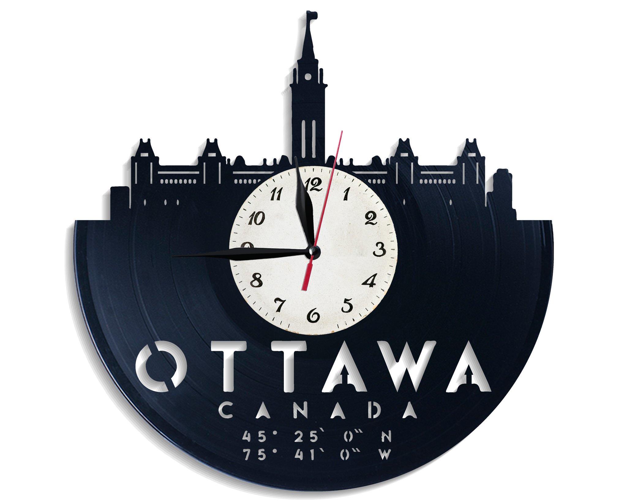 Часы настенные Оттава 2776 из виниловой пластинки