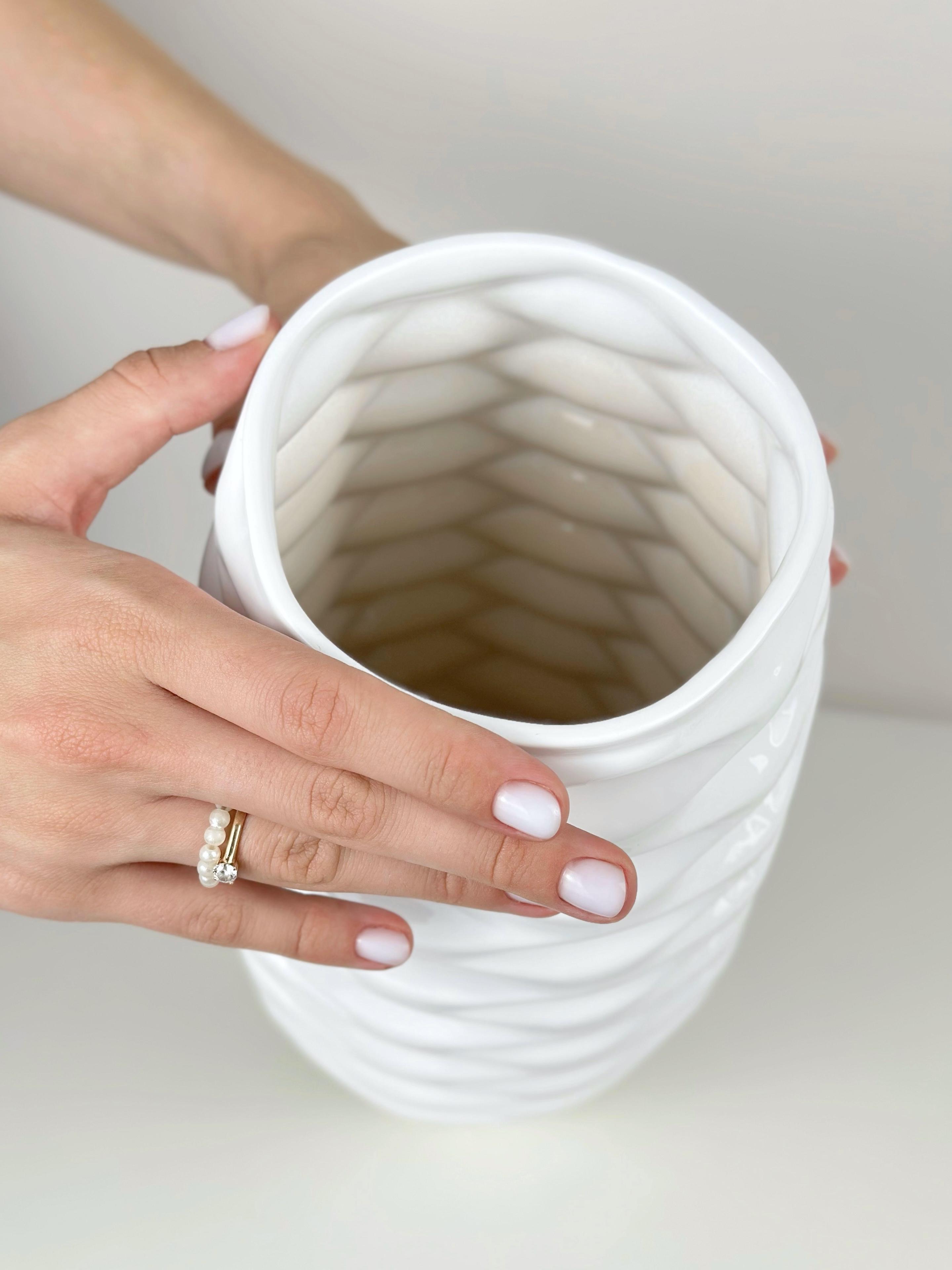 Ваза для цветов и декора глиняная керамическая Соты 29 см Белый (4001-8) - фото 7 Ваза для цветов и декора глиняная керамическая Соты 29 см Белый (4001-8) - фото 7