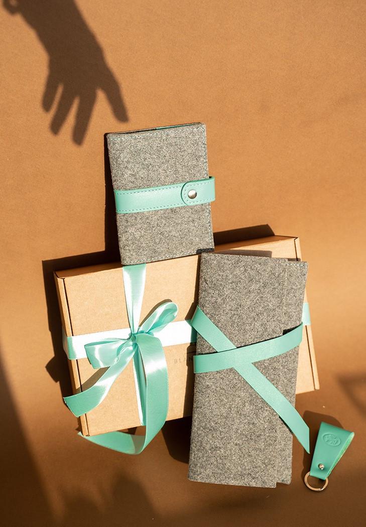 Набір аксесуарів подарунковий жіночий з фетру Ольборг (A-026362)