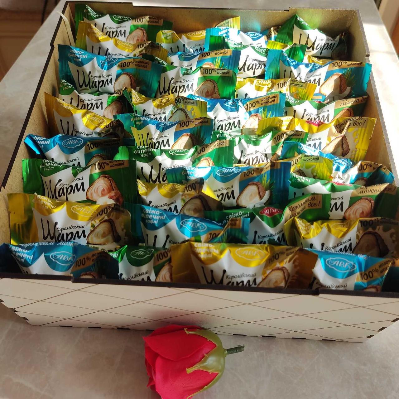 Бокс с конфетами шарм для девушки или ребенка на день рождения/праздник (ar50) Бокс с конфетами шарм для девушки или ребенка на день рождения/праздник (ar50)